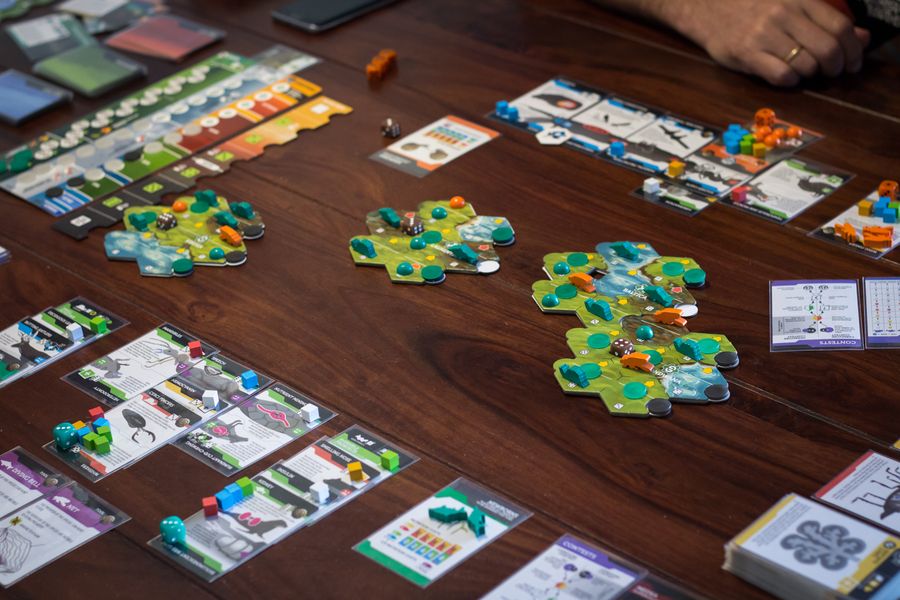 ION Games Bios Megafauna 2nd Edition gioco da tavolo retail