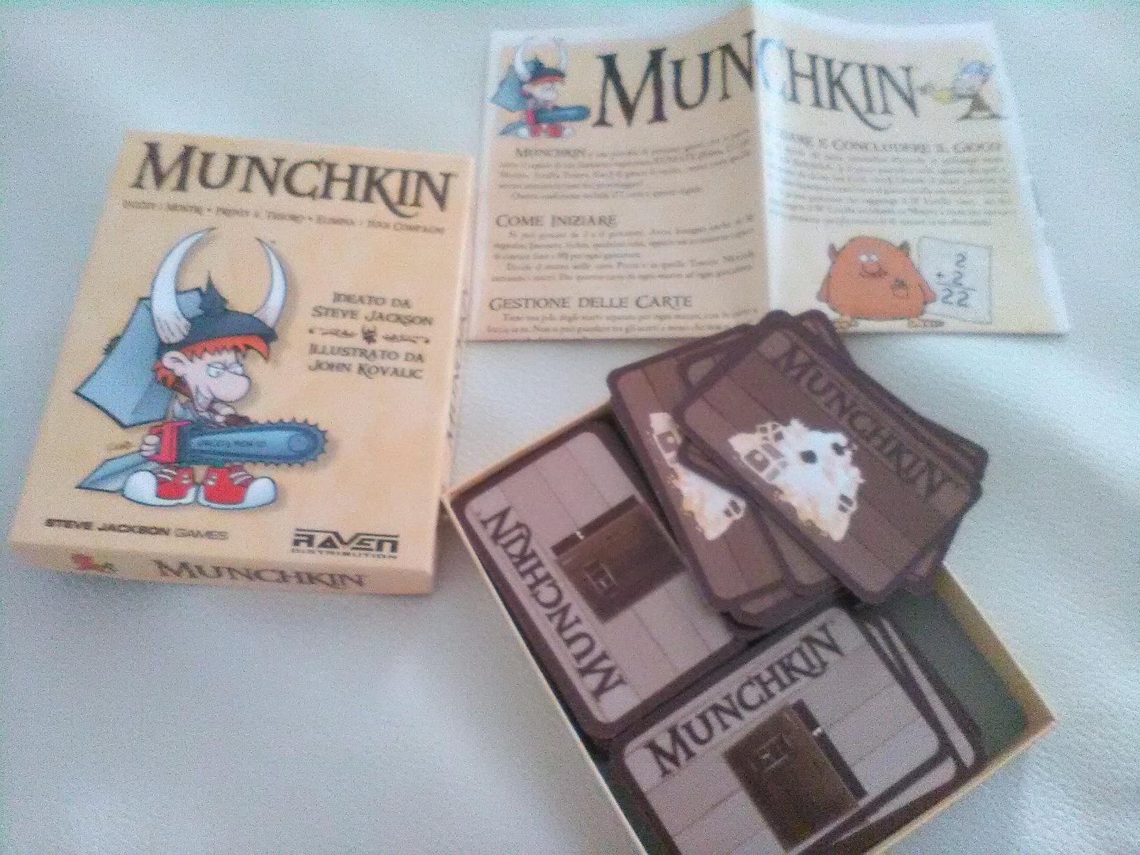 Raven Munchkin gioco di carte italiano da 3 a 6 giocatori