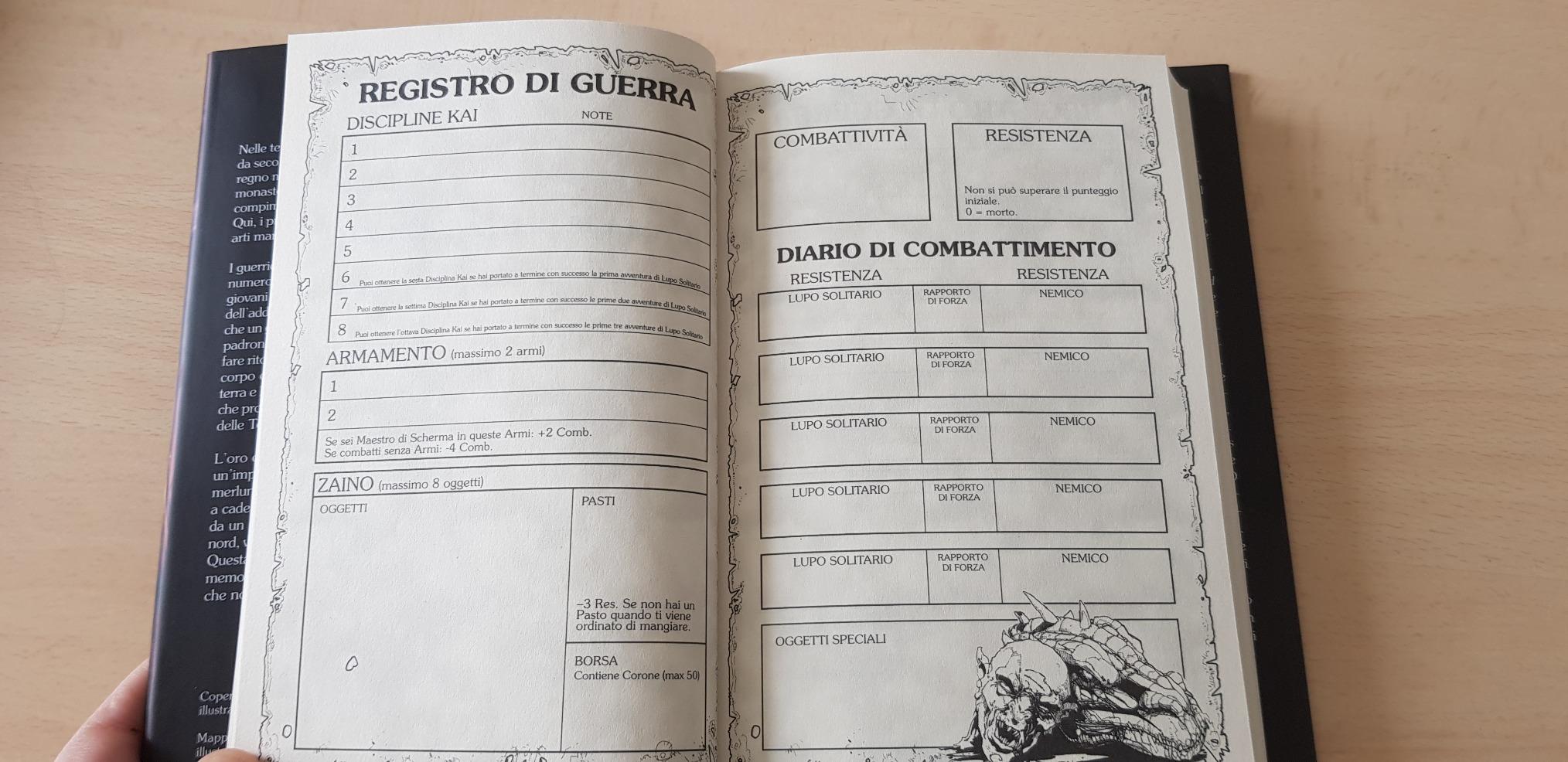 Raven Lupo Solitario L Altare del Sacrificio 4 librogame copertina rigida
