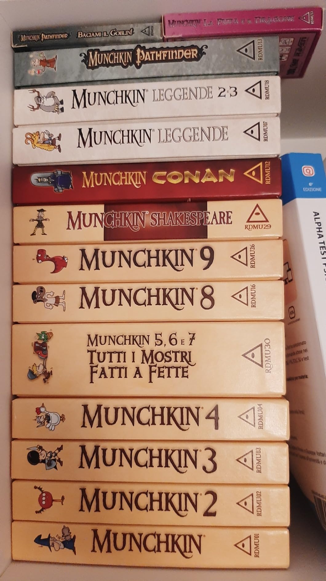 Raven Munchkin Conan gioco di carte base Steve Jackson