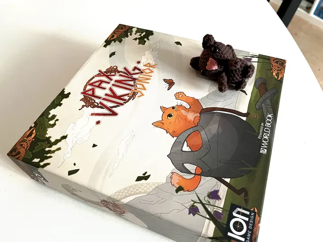 ION Games Pax Viking Junior peluche Maine Coon uncinetto