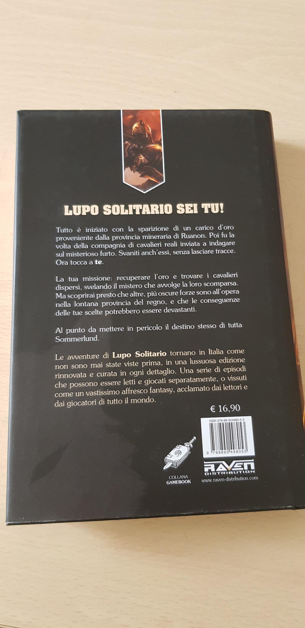 Raven Lupo Solitario L Altare del Sacrificio 4 librogame copertina rigida